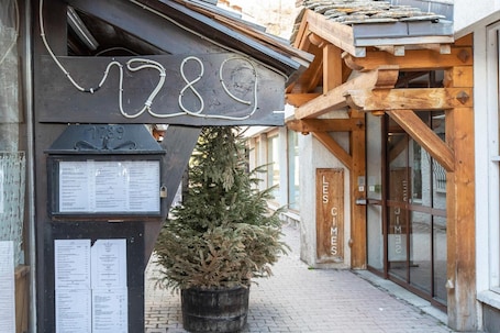 外观. 峰住宅酒店 - 瓦勒迪泽尔中央
