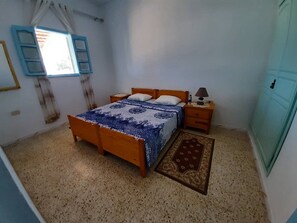6 Schlafzimmer