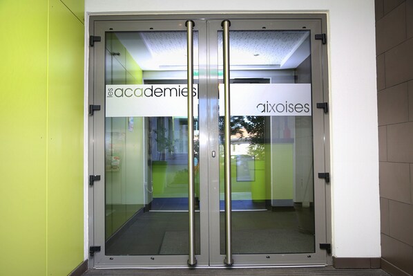 Property entrance - Les Académies Aixoises (Aix-en-Provence)