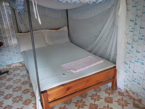 Single Room - Serengeti Gardens Hotel (Nairobi)