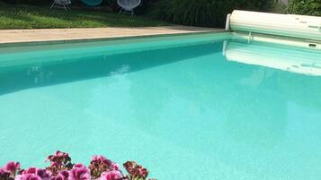 Seasonal outdoor pool, sun loungers