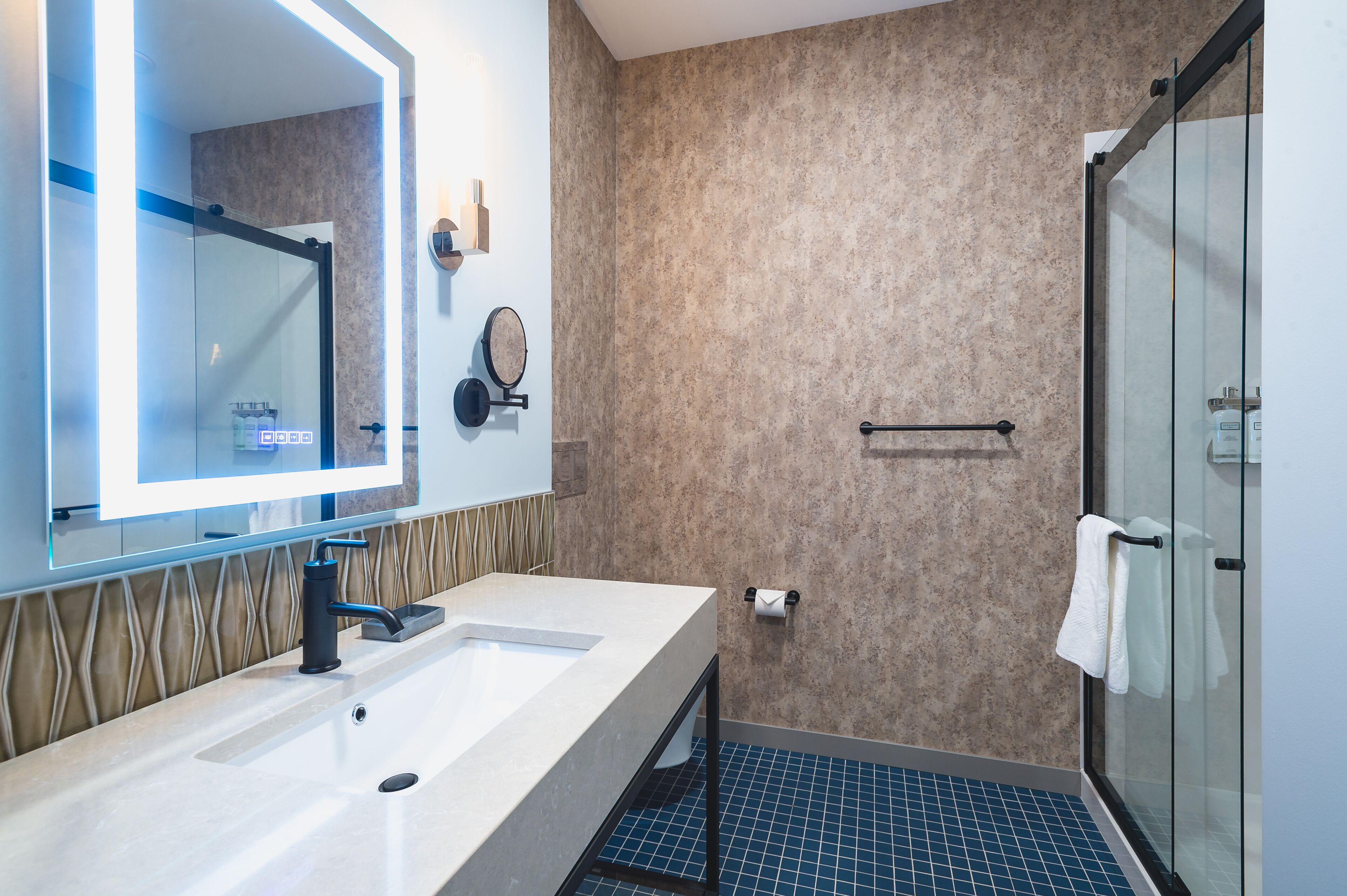 new money king suite main st view | bathroom | shower, rainfall showerhead, designer toiletries, hair dryer