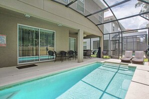 Garden view - Luxurious 6BD Pool Home With Best Resort Amenities! Two Master Suites and Big Pool Area! - #6pp917 (Kissimmee)