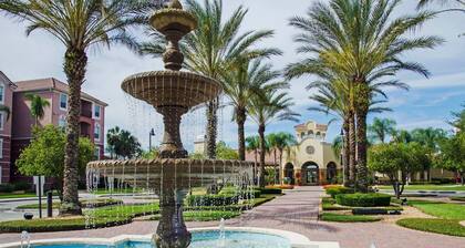 Stylish and Contemporary Vista Cay Hideaway - Lake View 3bd/2ba #3vc4126