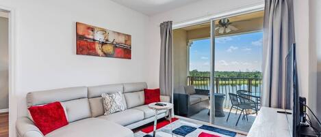 40 インチのテレビ (ケーブル放送視聴可)