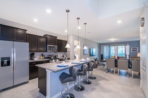 Fridge, microwave, oven, stovetop - Breathtaking Spacious Pool Home Near Disney. Star Wars Room! 7BD #7st485 (Davenport)