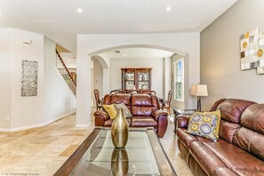 43-吋平面電視、有線頻道、電視、電視遊樂器