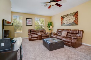 En 40-tommers TV med kabel-kanaler