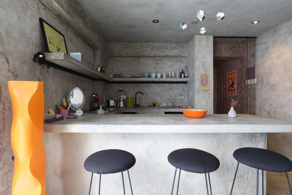 Apartment, 1 Bedroom, Terrace | In-room dining