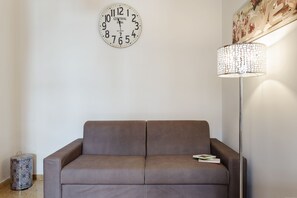 Apartment, 1 Bedroom | Living area