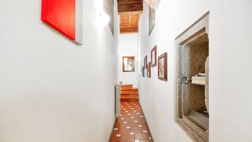 Apartment, 1 Bedroom | Room amenity