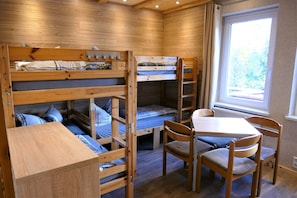 Room (Winterklippen) | Bed sheets - NaturFreundeHaus Stecklenberg - Hostel (Thale)