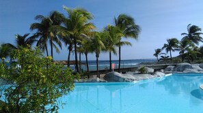 Outdoor pool - Studio in a beautiful setting! (Saint-François)