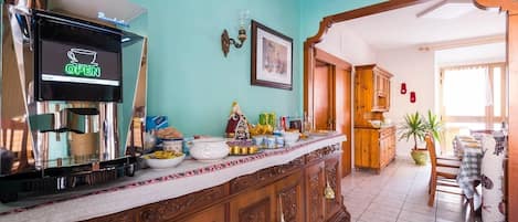 Free daily local cuisine breakfast