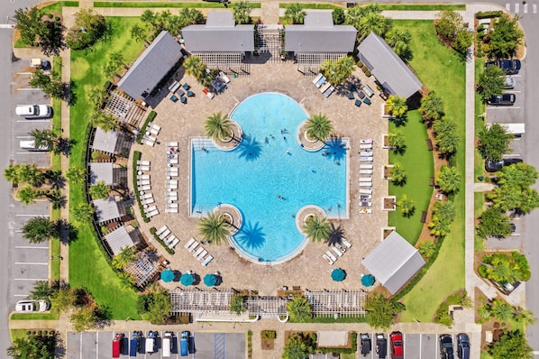 Outdoor pool, a heated pool