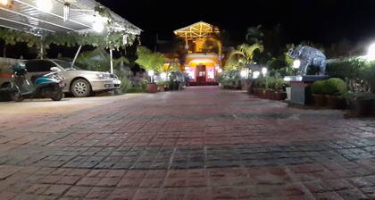 Shivangi's Villa is a private Villa situated next to Airport ..