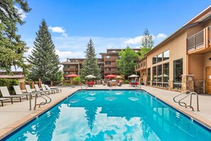 Pool - Perfect Location, Stonebridge Condos #932, 2 Bdrm Den 3 BA (Snowmass Village)