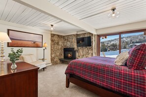 4 bedrooms, WiFi, bed sheets