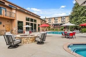 Pool - Deluxe1 Bdrm Stonebridge Condo 817, Steps to the slopes & Base Village (Snowmass Village)