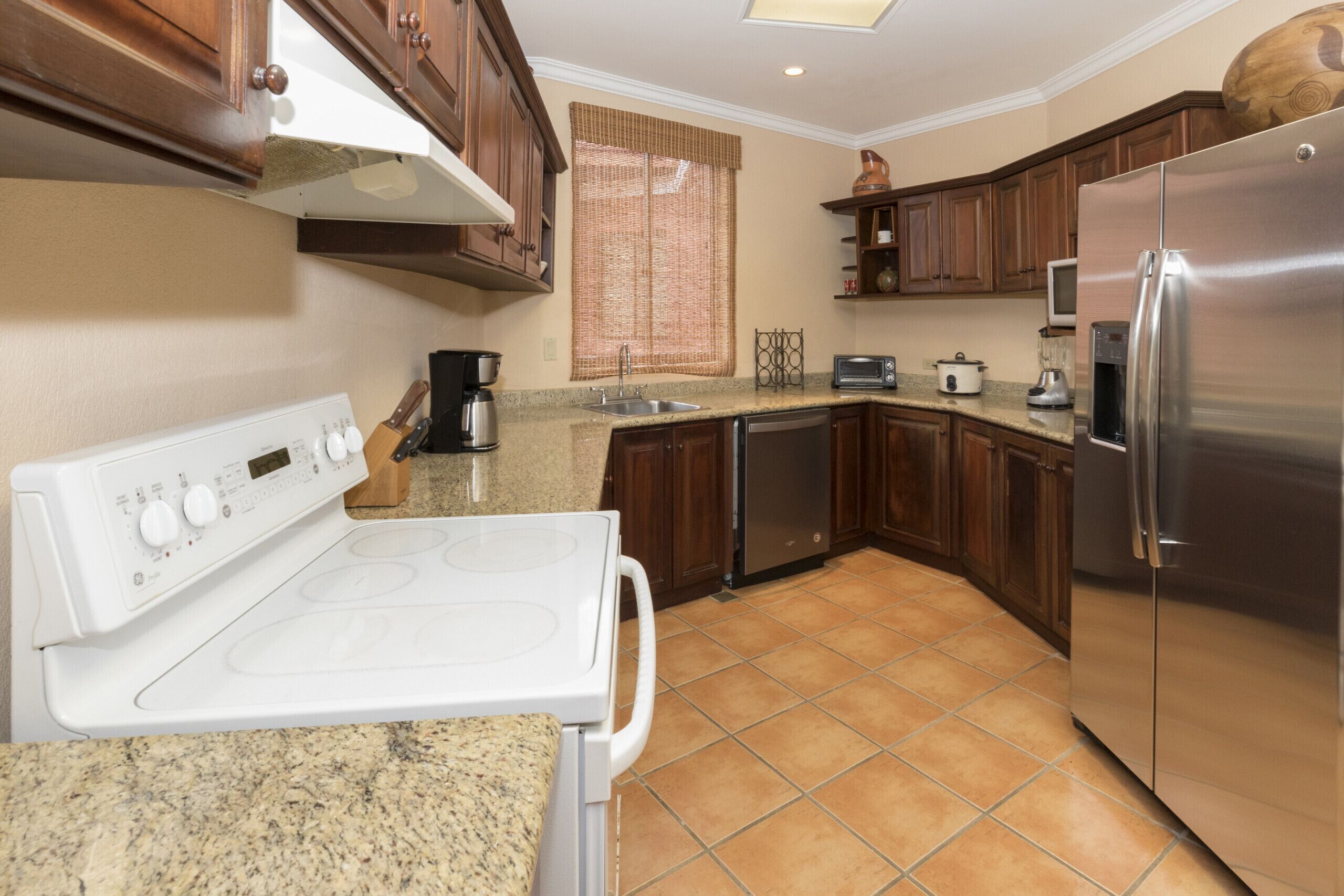 Fridge, microwave, oven, dishwasher