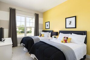5 bedrooms, iron/ironing board, WiFi, bed sheets