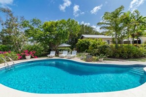 Pool - Villa Casabella (Husbands)