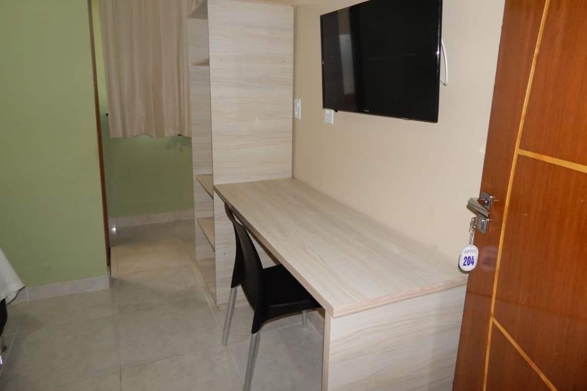 Minibar, Wi-Fi gratis, dan seprai linen