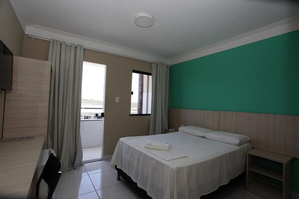 Minibar, free WiFi, bed sheets - Pousada Portal da Cidade (Aracaju)