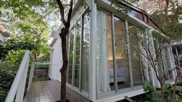 Standard Twin Room, Garden View | Blackout curtains, iron/ironing board, free WiFi, bed sheets