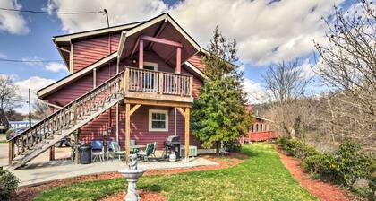 Damascus Apt w/ Views, Walk to Shops + Parks!