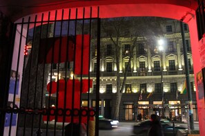 المنشأة من الخارج