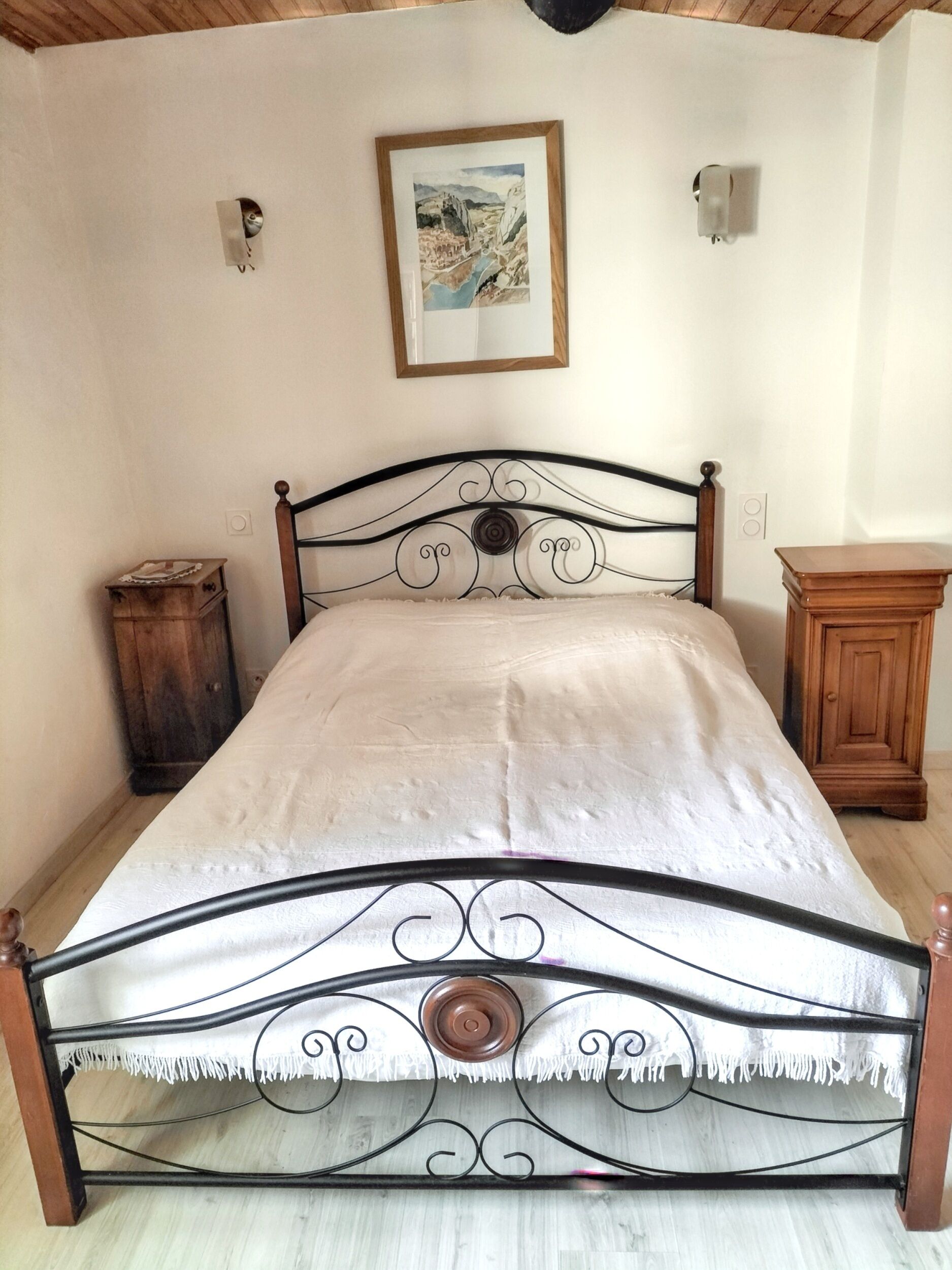 2 chambres, fer et planche à repasser, accès Internet