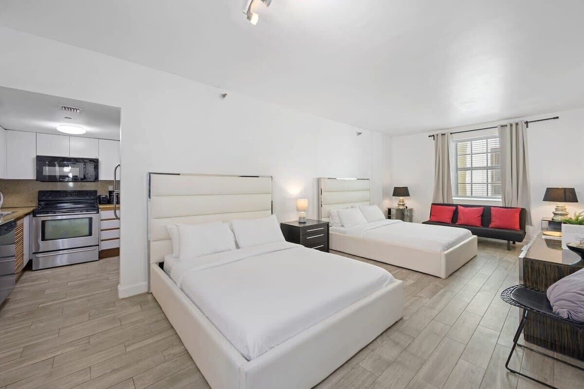 Iron/ironing board, free WiFi, bed sheets