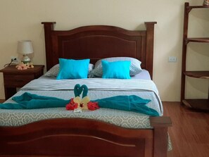 Classic Quadruple Room, Sea View