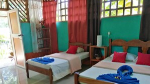 Classic Quadruple Room, Sea View - Garden of Heliconias Lodge (Drake Bay)