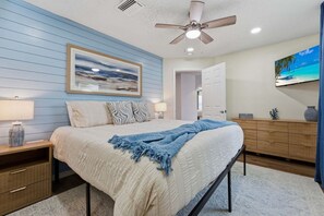 5 bedrooms, iron/ironing board, WiFi, bed sheets