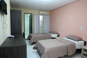 Minibar, desk, blackout drapes, free WiFi - Amazonia Palace Hotel (Maraba)