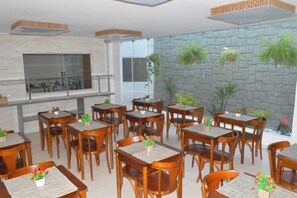 Free daily buffet breakfast - Brisa do Mar Beach Hotel (Natal)