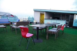 Rooftop terrace - Euro Homes Hotel (Accra)