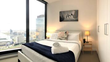 2 bedrooms, desk, iron/ironing board, travel cot