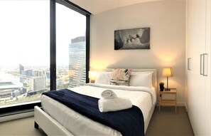 2 bedrooms, desk, iron/ironing board, travel cot