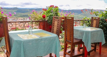 Cabaña - Bar- Restaurante El Mirador