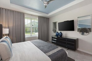 9 bedrooms, desk, iron/ironing board, travel cot