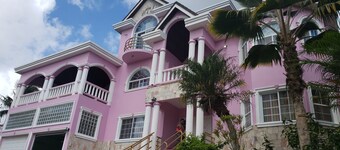DSH Vacation Rooms