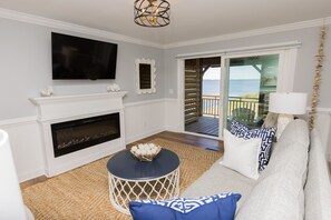 Televisión, chimenea