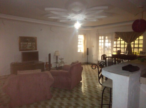 The Crater Home HOME "Enjoy a peaceful stay "