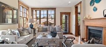 Utpost: Grand View 3610