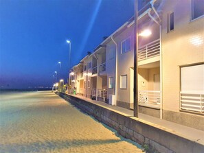 Exterior - House in Beach- Oporto (Arcozelo)