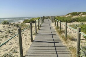 On the beach - House in Beach- Oporto (Arcozelo)