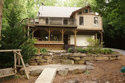 Lake Keowee water front! Close to Clemson.  Enjoy the patio area and firepit
